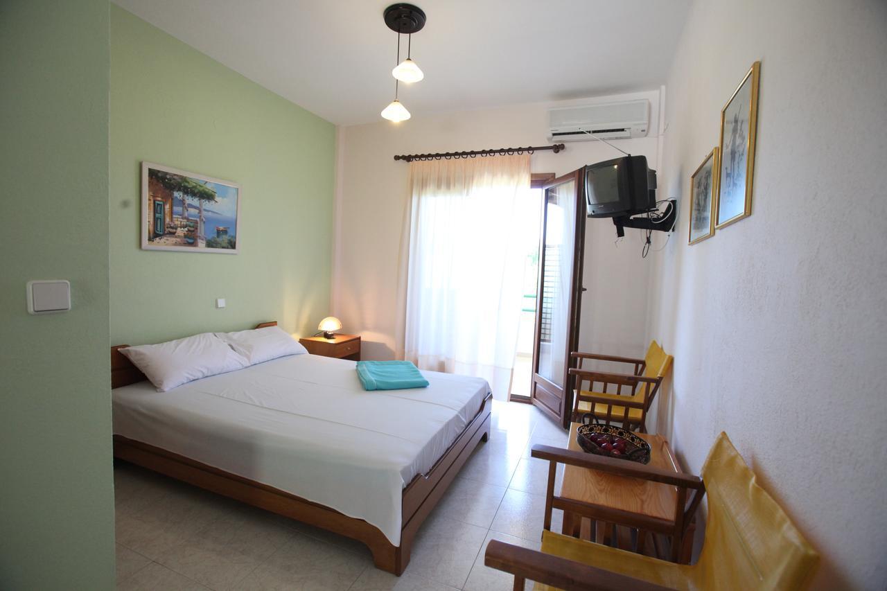 Elena Apartments & Studios Вурвуру Екстер'єр фото