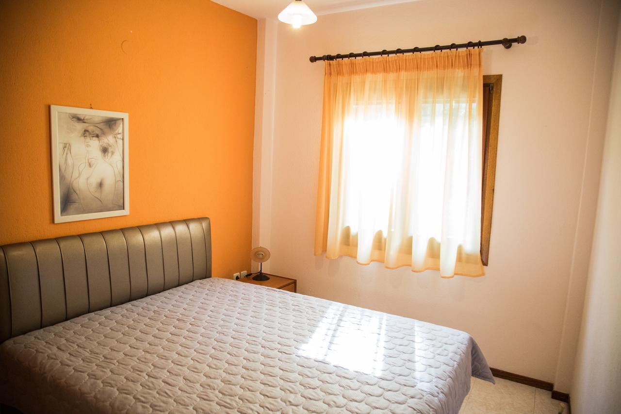 Elena Apartments & Studios Вурвуру Екстер'єр фото
