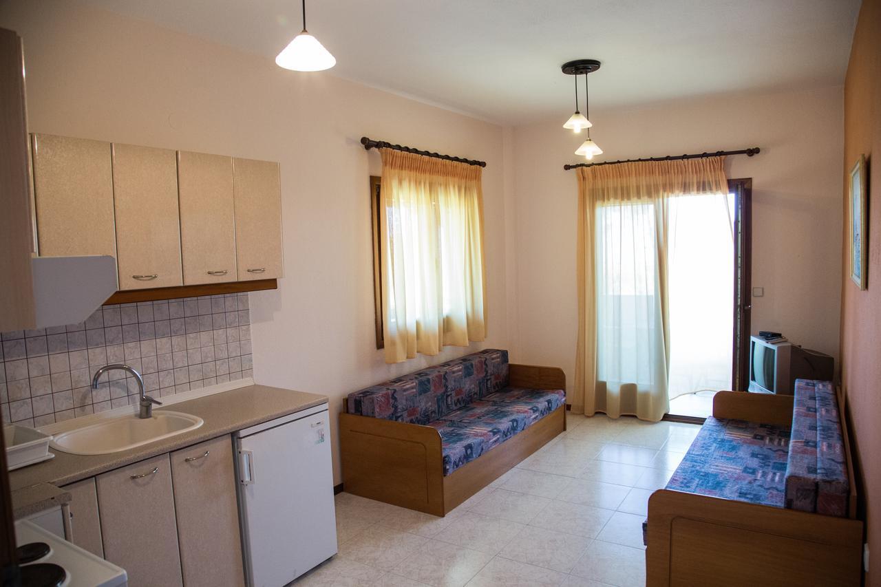 Elena Apartments & Studios Вурвуру Екстер'єр фото